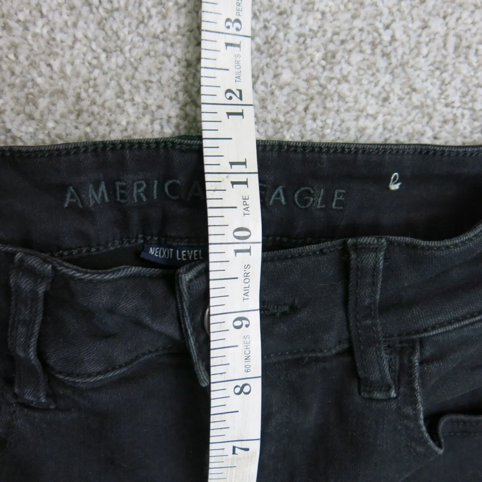 American Eagle Womens Skinny Leg Jeans Slim Fit Mid Rise Pockets Black Size 8