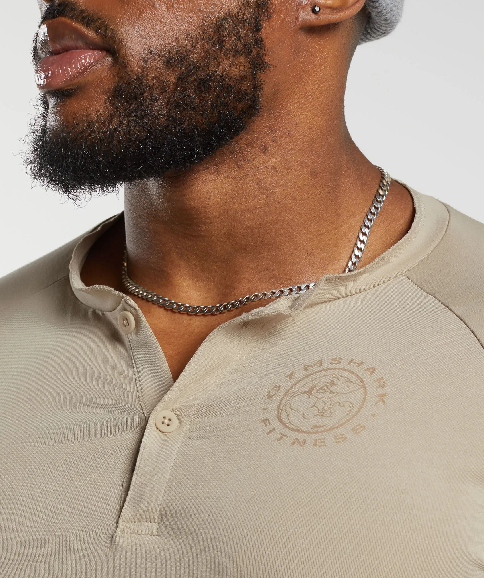 Gymshark Legacy Henley - Desert Beige