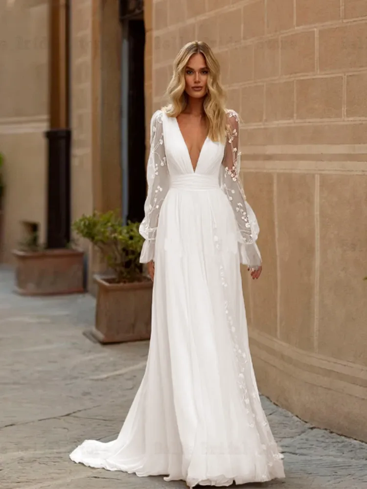 Sexy Wedding Dresses Deep V Neck Long Sleeves Bridal Gowns Backless Appliques A-Line Sweep Train