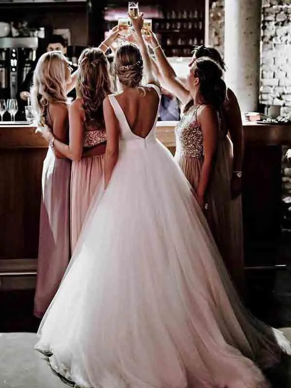 Simple Modest Wedding Gowns With Bownot Cheap Tulle Backless Wedding Dresses OKF79