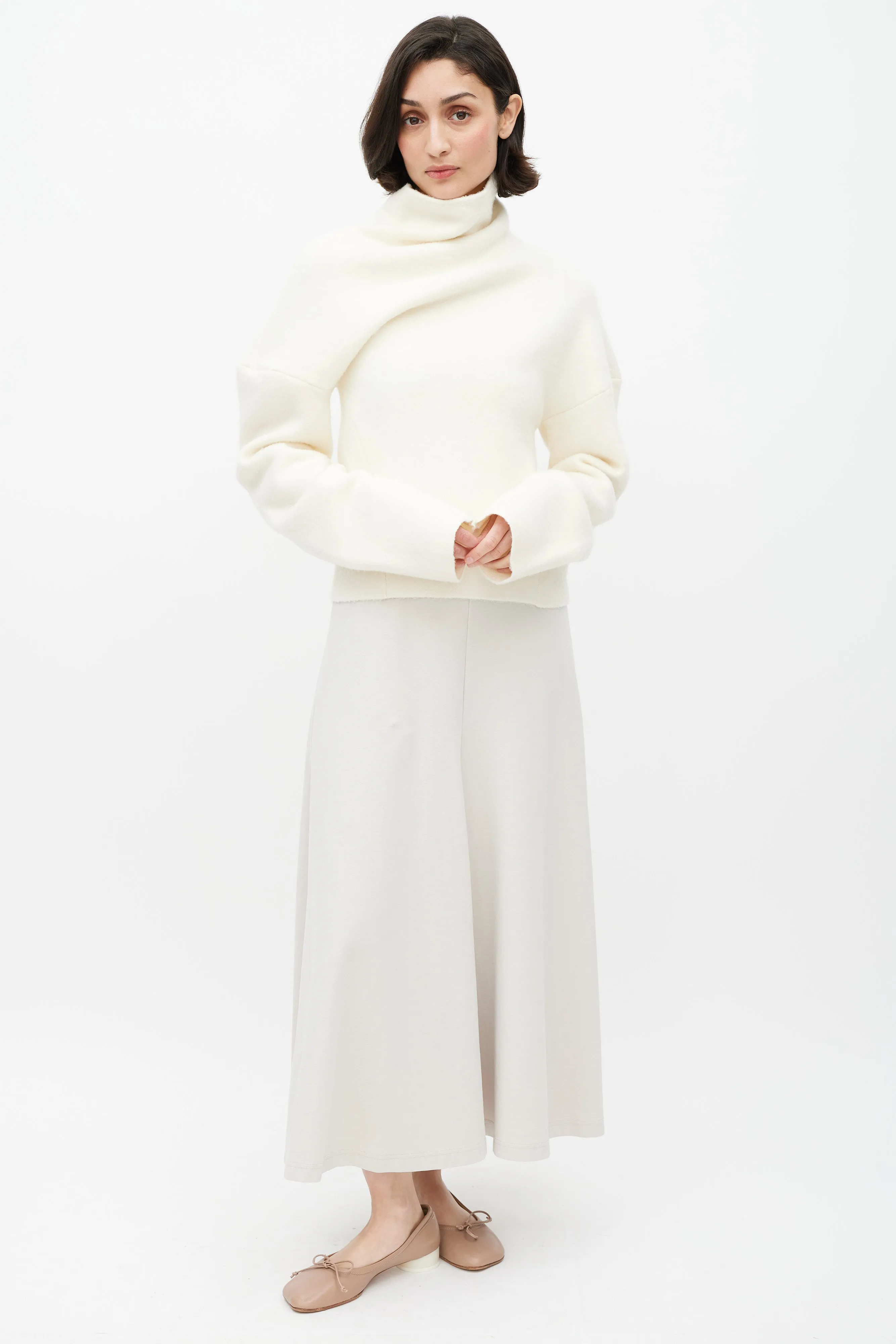 White Wool Knit Turtleneck