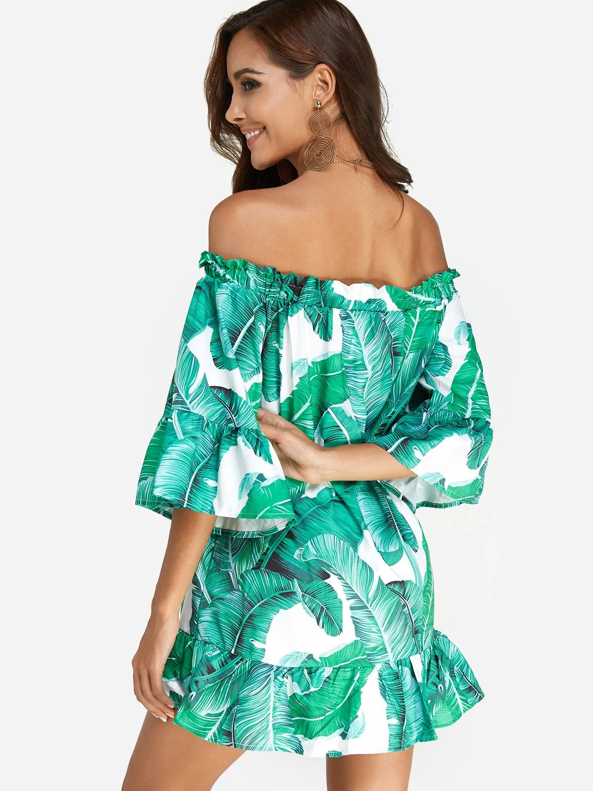 Wholesale Green Off The Shoulder 3/4 Sleeve Length Floral Print Backless Flounced Hem Dresses