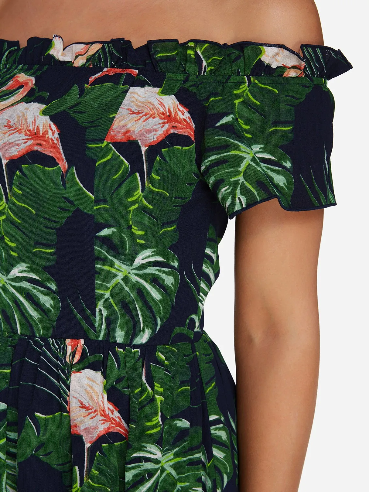 Wholesale Green Off The Shoulder Short Sleeve Printed Zip Back Dresses